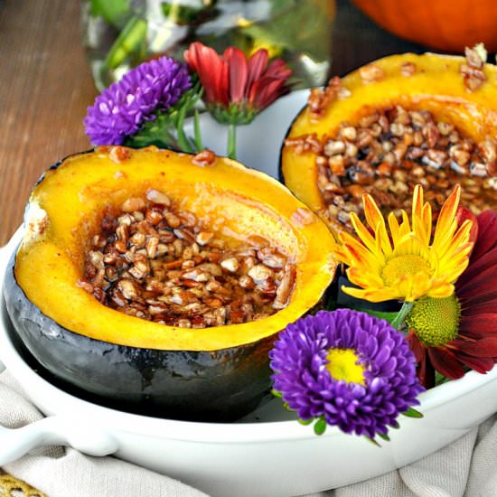 Praline-Stuffed Acorn Squash