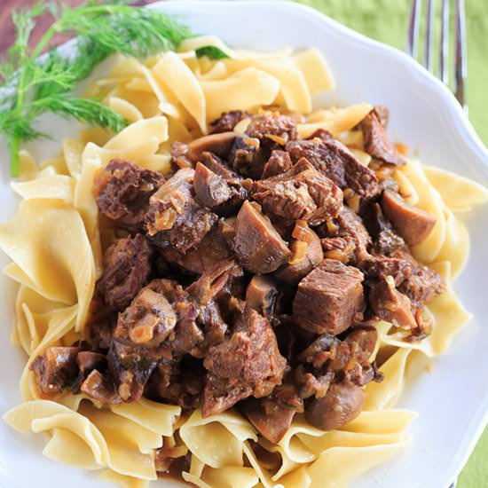 Slow Cooker Beef Stroganoff