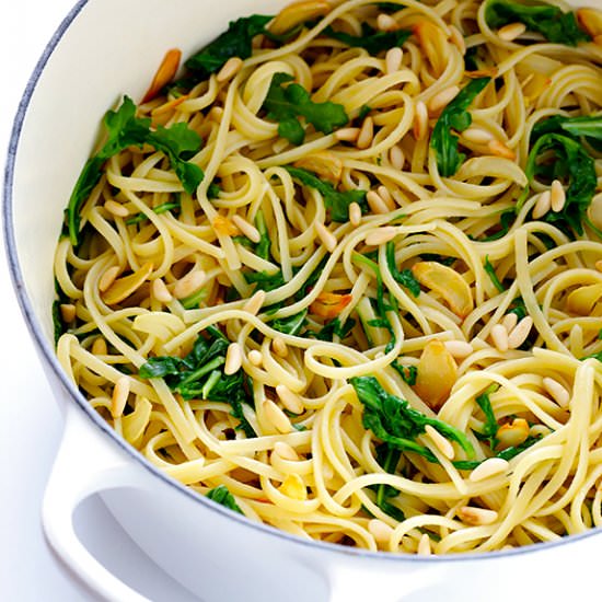 Linguini with Arugula & Garlic