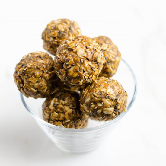 Peanut Butter Granola Balls