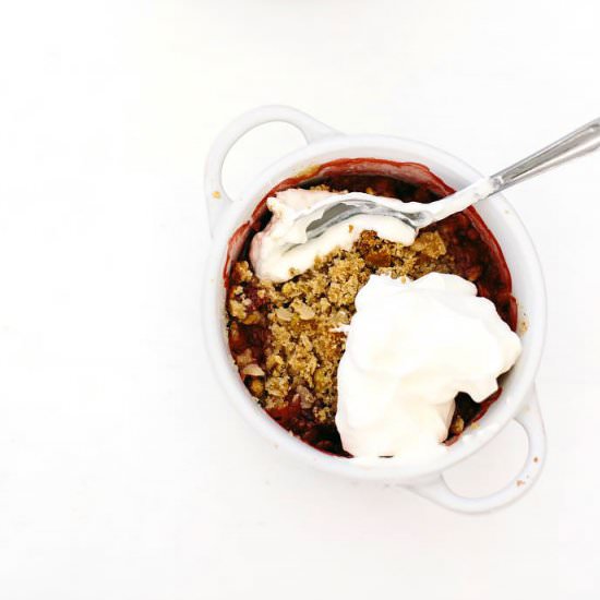 Mini Berry Pistachio Crumbles