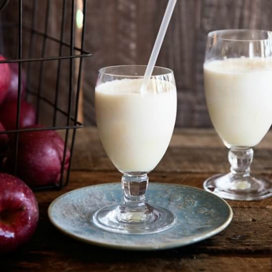 Caramel Apple Smoothie