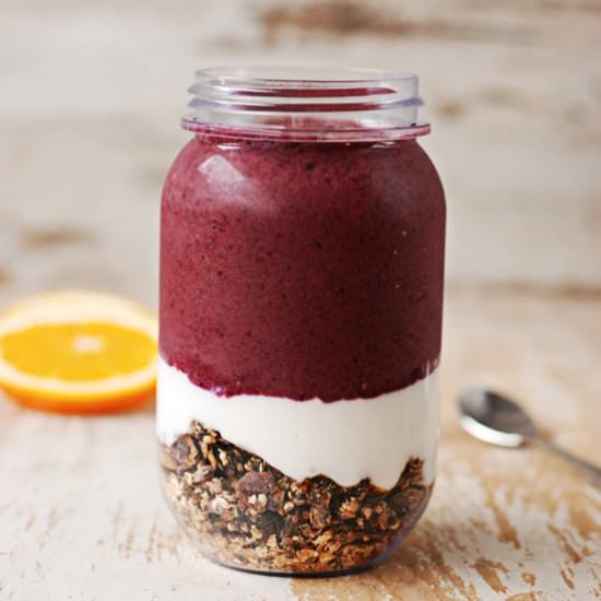 Blueberry breakfast smoothie
