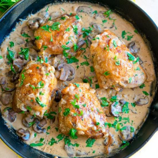 Chicken in Creamy Mushroom Sauce