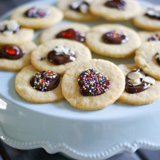 Cute as a Button Shortbread Cookies