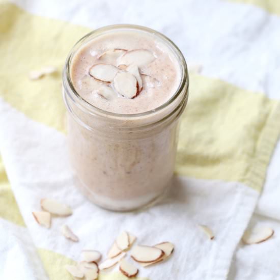 Nutty Date Smoothie