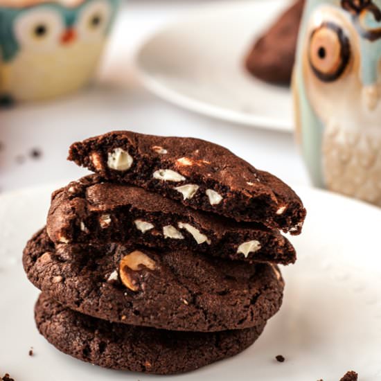 Thick and Fudgy Chocolate Cookies