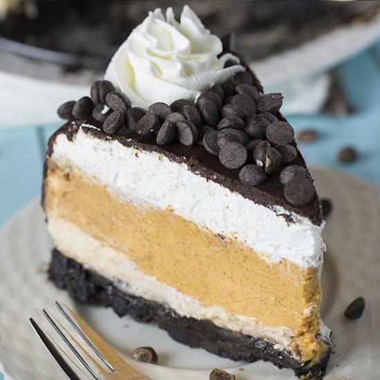 Pumpkin Cheesecake with Oreo Crust