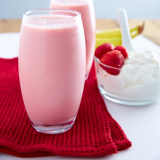 Strawberry Banana Yogurt Smoothie