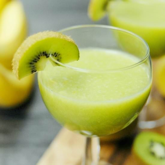 Kiwi and Banana Smoothie