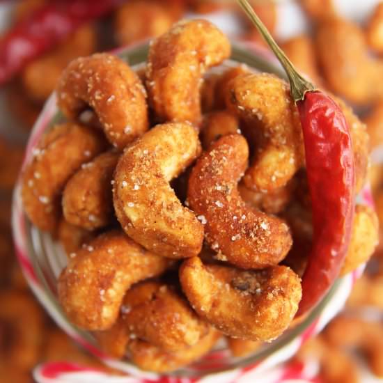 Sweet and Spicy Roasted Cashews