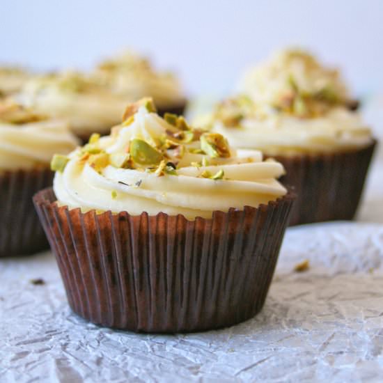 Lemon & pistachio cupcakes