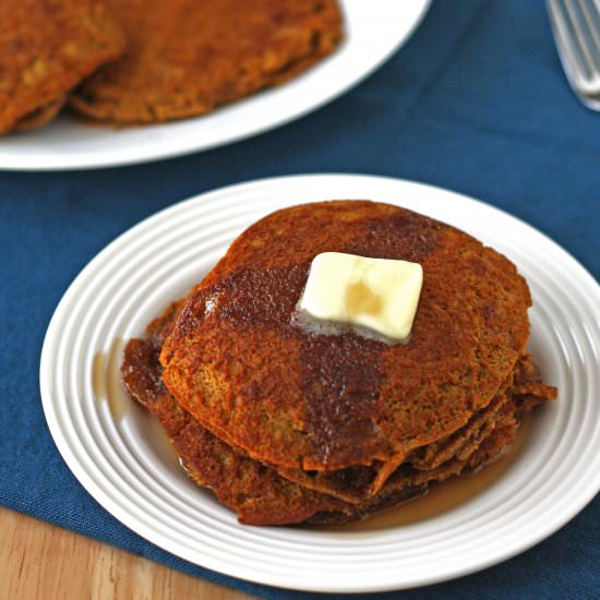 whole wheat pumpkin pancakes