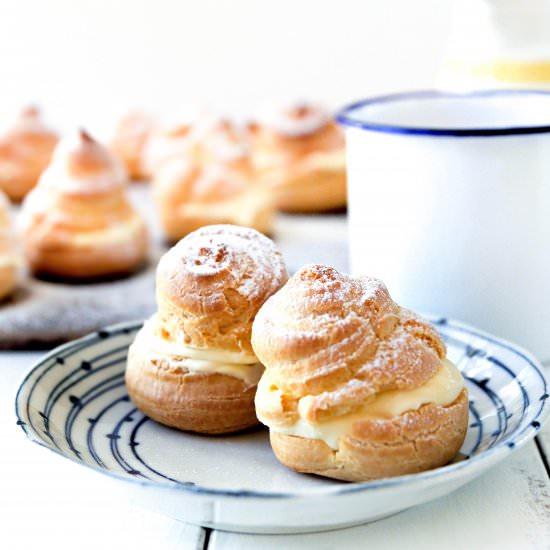 Lemon Cream Choux Buns