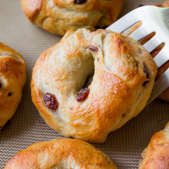 Homemade Cinnamon Raisin Bagels