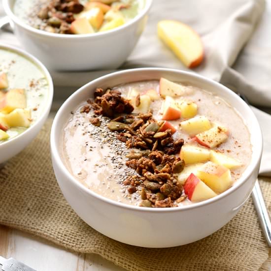 Apple Pie Smoothie Bowls