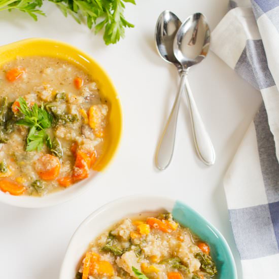 Slow Cooker Quinoa Vegetable Soup