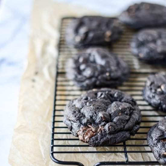Dark Chocolate Peanut Butter Cookie