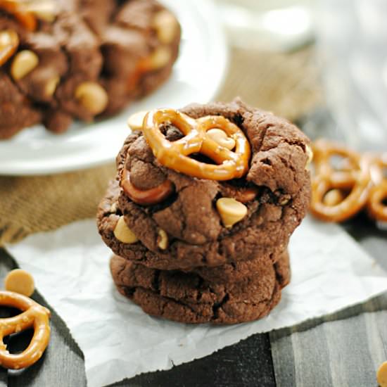 Peanut Butter Pretzel Chocolate Cookies