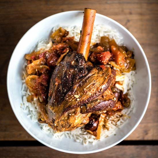 Slow cooker lamb Rogan Josh