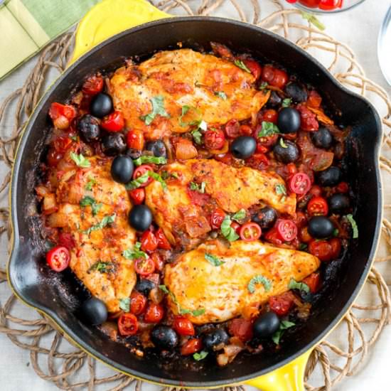 One Skillet Chicken Puttanesca