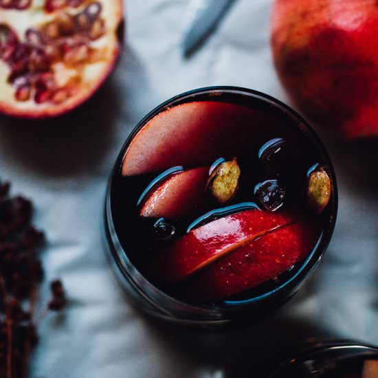 Sangria with Apple and Pomegranate