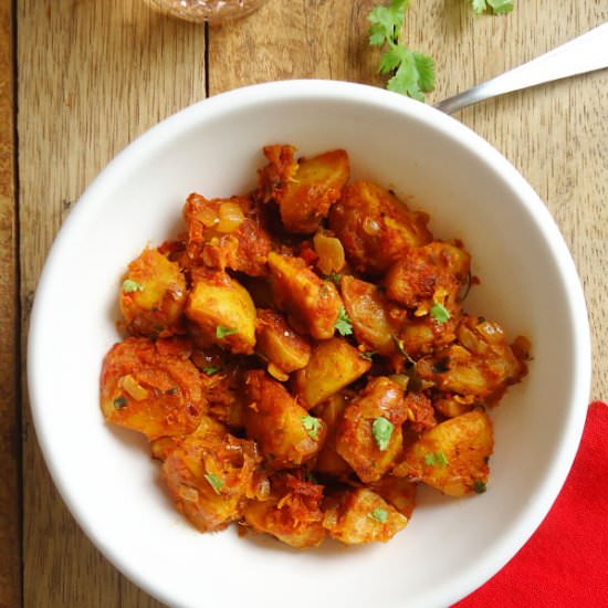 Tawa Aloo Masala / Potato Fry