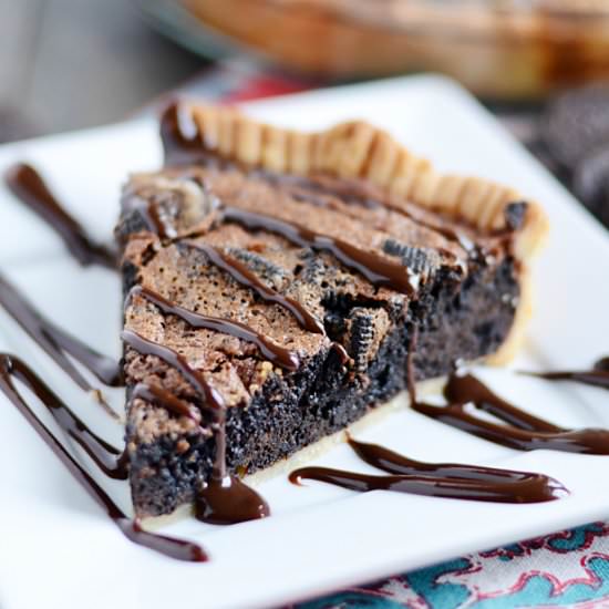 Ooey Gooey Oreo Pie