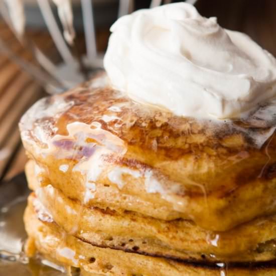 Whole Wheat Pumpkin Pie Pancakes