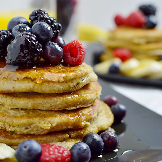 Banana Oat Pancakes
