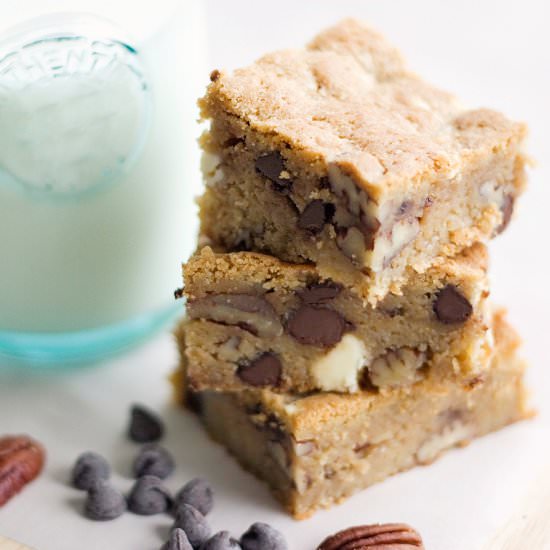 Pecan Blondies