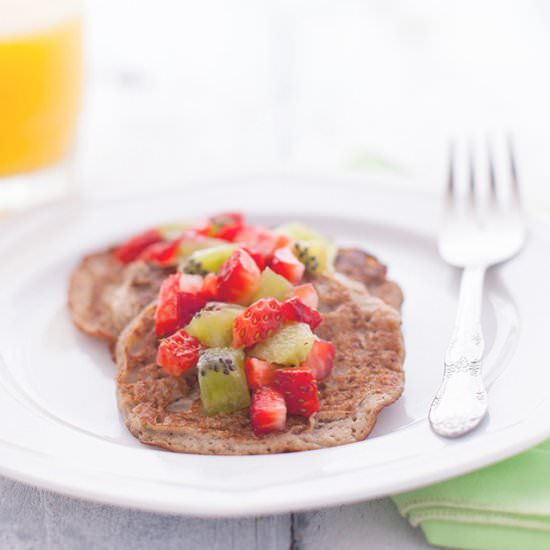 3 Ingredient Paleo Banana Pancakes