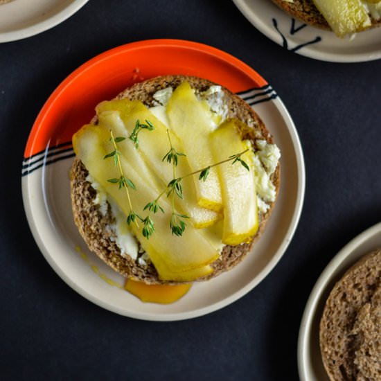 Honeyed Pear and Brie Toasts