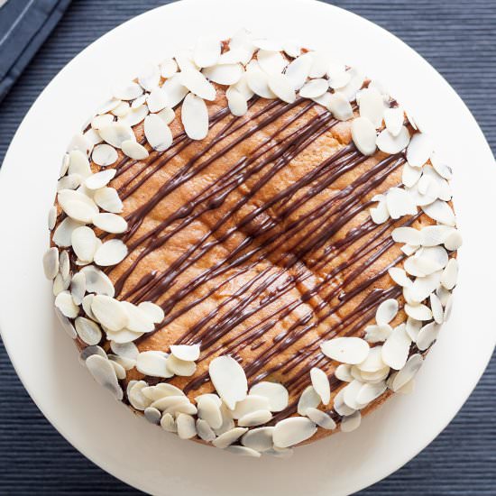 Toasted Almonds & Chocolate Cake