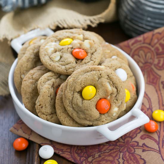 White Chocolate Macadamia Cookies