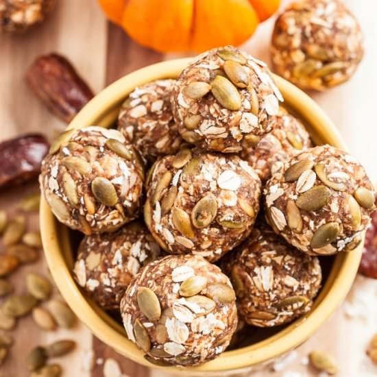 Pumpkin Energy Bites