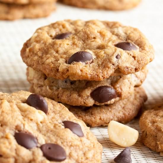 Macadamia Chocolate Chip Cookies