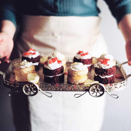 Mini Naked Cakes