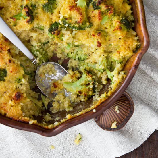 Cheesy Broccoli & Quinoa Casserole