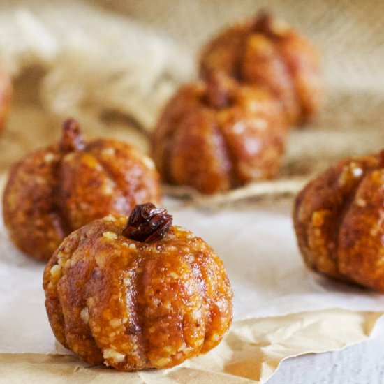 Pumpkin apricot and macadamia balls