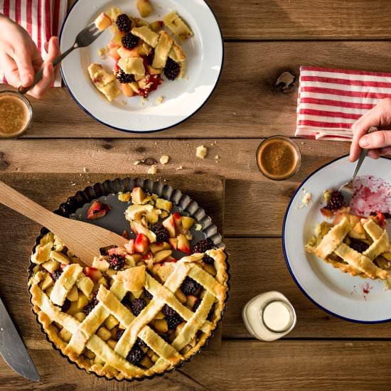 Blackberry and Apple Lattice Pie