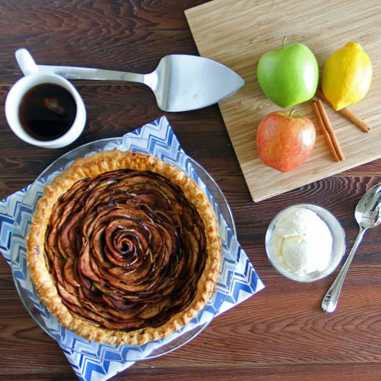 Rose Apple Pie