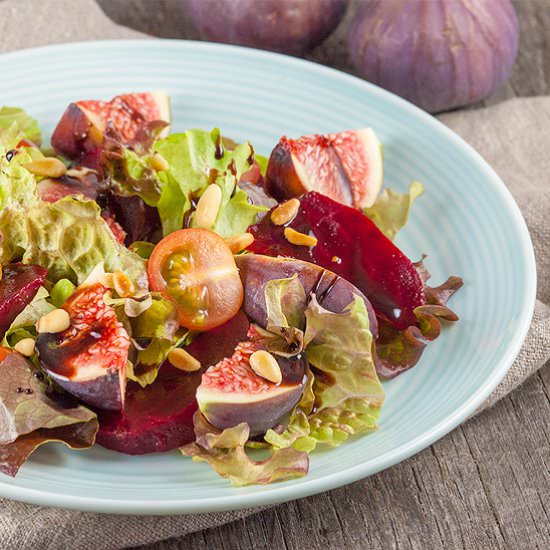 Red Beet with Figs Salad