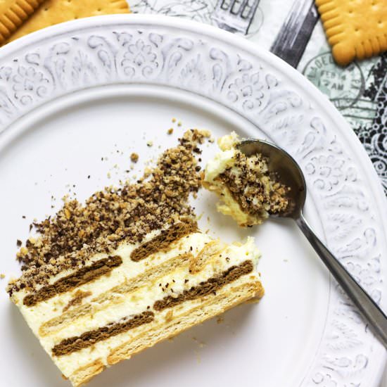 No Bake Biscuit Cake