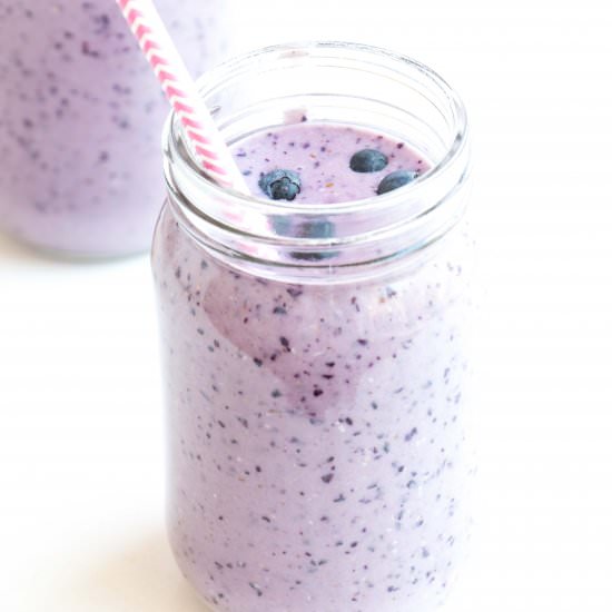Healthy Blueberry Muffin Smoothie
