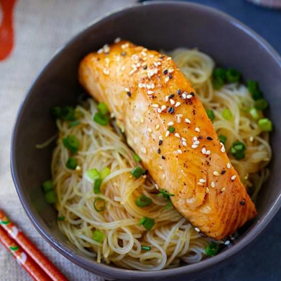 Salmon Teriyaki Noodles