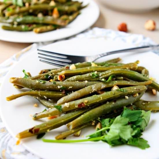 Green Beans with Hazelnut Gremolata