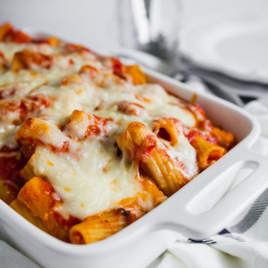 Easy Cheese Rigatoni