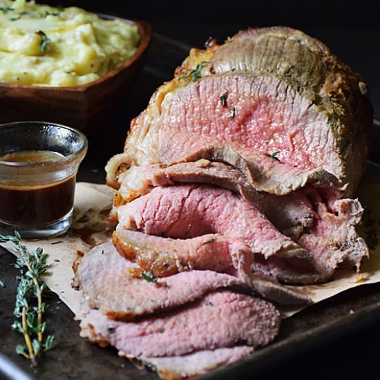 Garlic Roast Beef