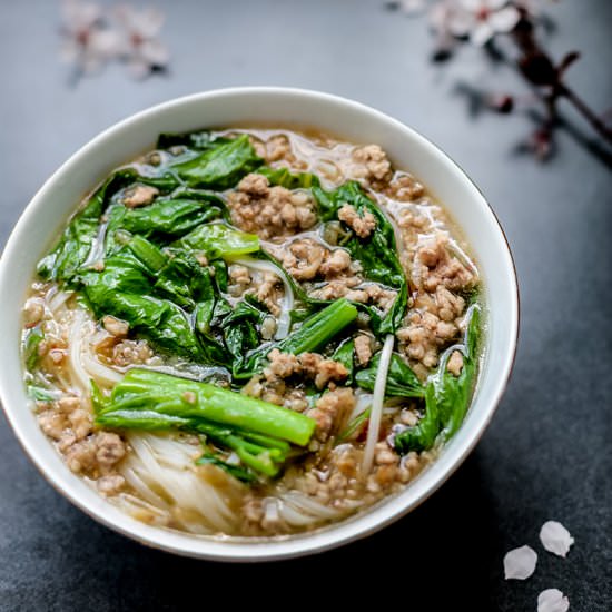 Spicy Pork and Mustard Green Soup